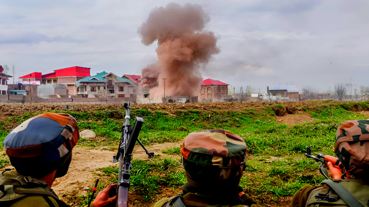 কাশ্মীরে ফের রক্তক্ষয়! পাল্টা হামলা না অন্য কিছু? প্রাণ গেল নিরীহ ১২ জনের