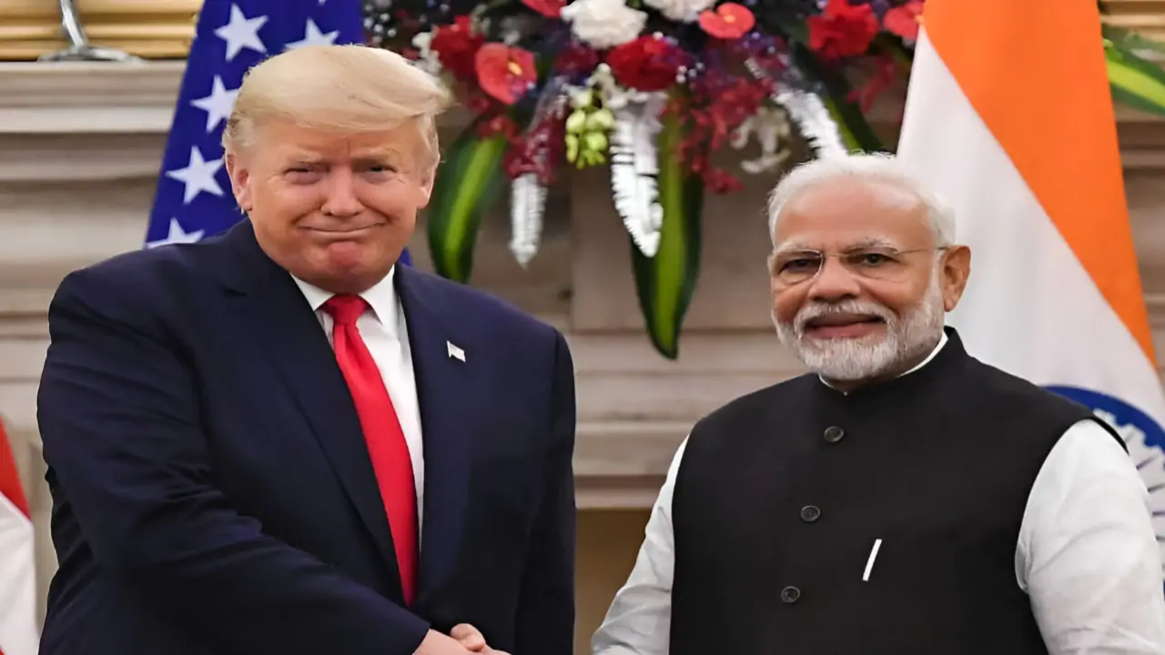 ট্যারিফ ছাড়বে তো ট্রাম্প? ভারত-মার্কিন বাণিজ্য চুক্তি ঘিরে বড় ইঙ্গিত