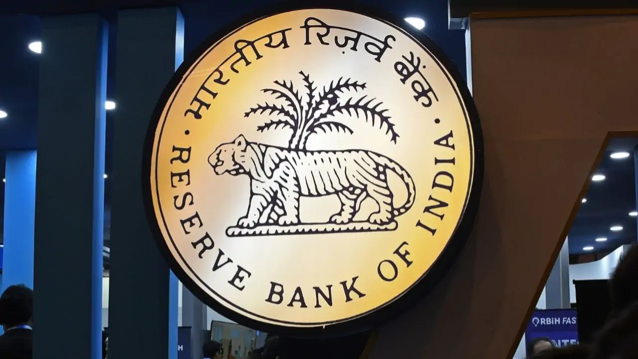 RBI : এক ধাক্কায় কমে গেল EMI! RBI-র সিদ্ধান্তে খুশির হাওয়া মধ্যবিত্তের ঘরে