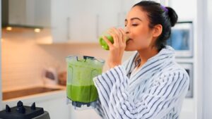 Diet Tips : কঠোর ডায়েটেও কমছে না ওজন? প্রতিদিন চুমুক দিন এই ৫ ম্যাজিক পানীয়তে!