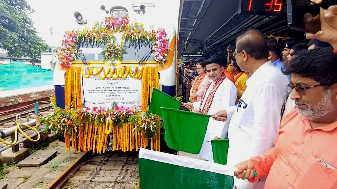 উদ্বোধন হল হাওড়া-পুরুলিয়া স্পেশ্যাল ট্রেনের, ছুটবে কর্ড লাইনে! জেনে নিন ভাড়া, সময় ও স্টপেজ