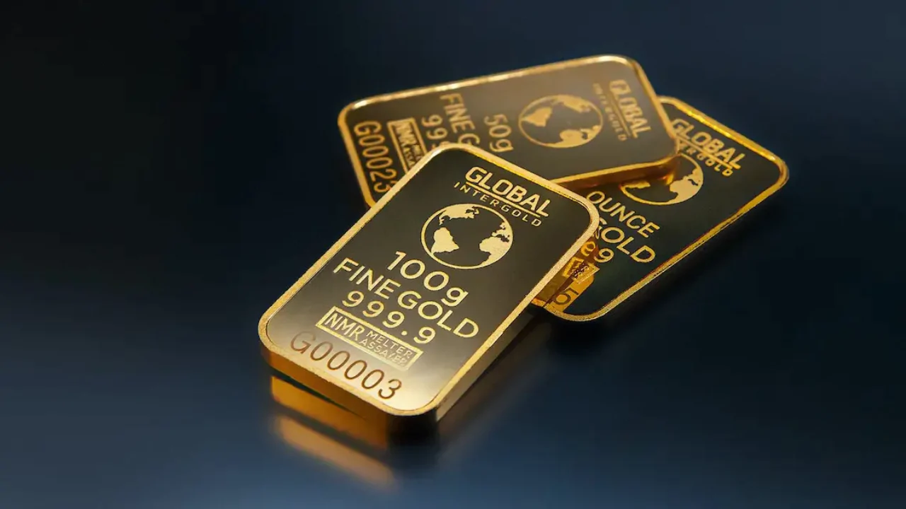 Gold Rate Today : মধ্যপ্রাচ্যের পরিস্থিতির প্রভাব ভারতের সোনার বাজারে! হু হু করে কমছে সোনার দাম