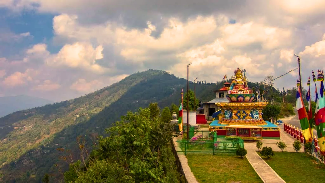 Lava Kalimpong Tourism Gift : উত্তরবঙ্গের ফুটহিলসে গেলেই পর্যটকদের দেওয়া হচ্ছে উপহার, কি এমন আছে সেখানে? জানুন...