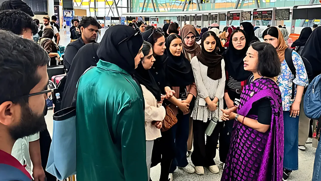 Operation Sindhu : গোপন মিশনে ফিরলেন ভারতের সন্তানরা! ‘অপারেশন সিন্ধু’য় একসাথে ১১০ পড়ুয়ার নাটকীয় উদ্ধার