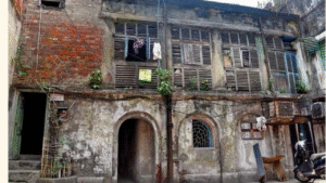 ‘মধুসূদনের বাড়ি’ বাঁচাতে প্রোমোটারের বিরুদ্ধে কোমর বেঁধে নামল পুরসভা! আদালতের রায় ঘিরে জোরদার টানাপোড়েন