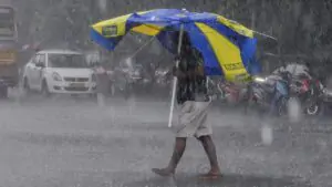 উত্তর থেকে দক্ষিণ, হালকা থেকে ভারী বৃষ্টির পূর্বাভাস, জারি সতর্ক বার্তা গোটা বাংলা জুড়ে